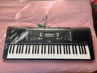 Bärbar keyboard Yamaha PSR E373