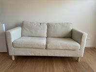 Pärup 2-sitssoffa, gunnared beige 