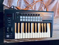 Novation LaunchKey 25 MKII