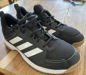 Adidas storlek 42