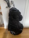 Diverse golfklubbor + golfbag