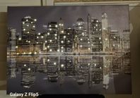 Läcker Tavla med New York Tema, inbyggd belysning 50x70cm 