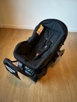 Britax Römer Primo Babyskydd med bas