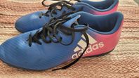 Adidas fotbollsskor stl 42