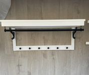 Hemnes hatthylla