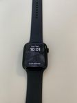 Apple Watch SE GPS 44 mm