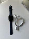 Apple Watch SE 44 mm Cellular