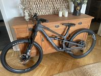 Spectral CF7 Trail / Stigcykel. Storlek L 