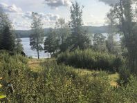  Tomt vid sjön, 150 m från strandlinjen 