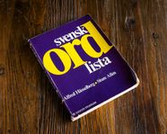 Svensk ordlista – Alfred Hässelberg & Sture Allén ordbok