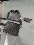 LV trio Messenger 