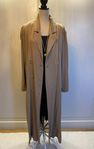 Beige trenchcoat / kappa från HM, plagglängd 130 cm