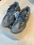 Adidas Yeezy 500 Utility Black/Grey EU 44