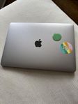 MacBook Pro 13 (2017)