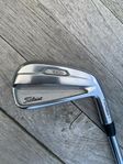 Titleist T100s Järn 4