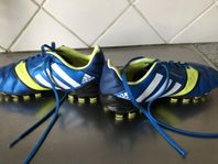 Adidas  Fotbollskor storlek 36