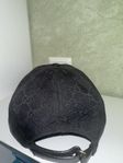 Gucci keps (ORIGINAL GG CANVAS BASEBALL HAT WITH WEB)