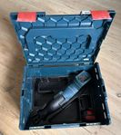 Bosch GSA 18V-Li tigersåg med 18V 5,0Ah batteri