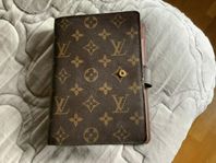 agenda cover Louis Vuitton 