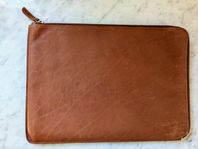 Oppermann London (numera Carl Friedrik) 13" laptop case