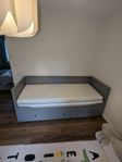 Hemnes bäddsoffa med madrasser 