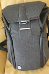 Kamera ryggsäck Peak Design everyday blackack 20 L helt ny 