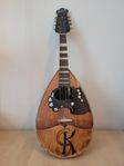 Roundback Mandolin med hardcase