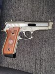 airsoft pistol