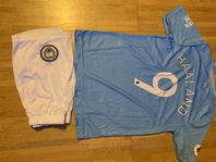 Helt ny Haaland Manchester City tröja med shorts