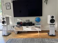 SVS Ultra Bookshelf