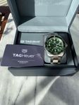 Tag Heuer Aquaracer ”Hulk” Calibre 5 i Nyskick!