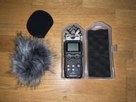 Zoom H5 audio recorder