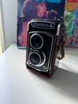 TLR gammal kamera Yashica A