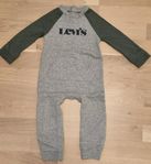 Pyjamasoverall från Levi's  86cm