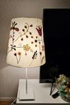 Broderad lampa IKEA