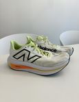 New Balance Supercomp Trainer V2 - Strl 44