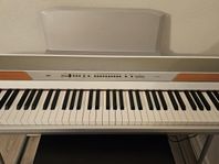 Korg SP-250 Digitalpiano med tillbehör 