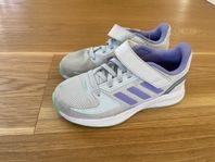 Inneskor Adidas strl 31