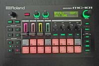 Roland MC-101 GrooveBox