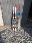 skidor 110 cm pjäxor strl 29