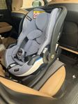 BeSafe iZi Go Modular,ISOFIX, bilbarnstol samt basplatta