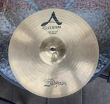 Zildjian A Custom 14” hi hat.