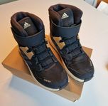 Vinterskor adidas Terrex Trailmaker storlek 36