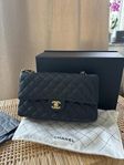 Chanel classic flap bag caviar 