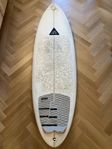 Surfboard - 6’0*21*2 5/8 37l ink fenor