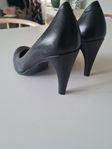 ecco pumps