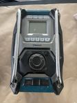 Makita radio MR002g