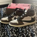 Nike air Jordan 1 retro Travis Scott  dark mocha 