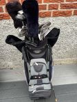 Golfbag med klubbor 