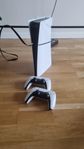 PlayStation 5 PS5 Slim Digital inkl 2 kontroller och spel